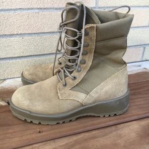 Entry Level MENS Hot Weather Military Boot Sz 5.5 Vibram 90s Grunge Lightweight